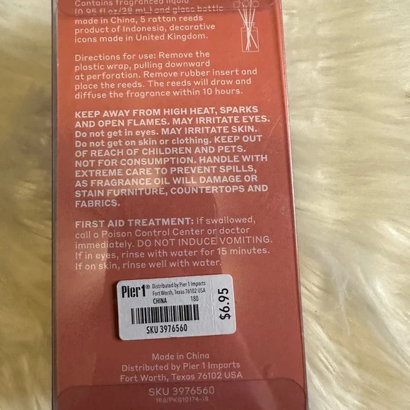 💜3/$15 Vanilla Mousse Reed Diffuser Set - Pink - Picture 4 of 5